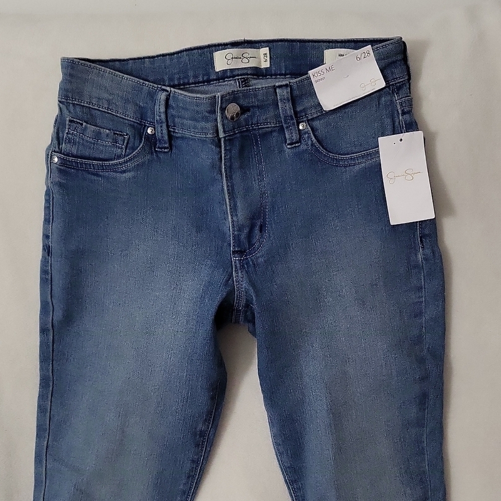 NWT Jessica Simpson Kiss Me Skinny Jeans Women's Blue Medium Wash Denim 6/28 - Picture 4 of 16